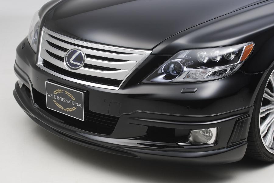  Lexus LS600h Executive Line by Wald 2010 года  (фото 47 из 81)